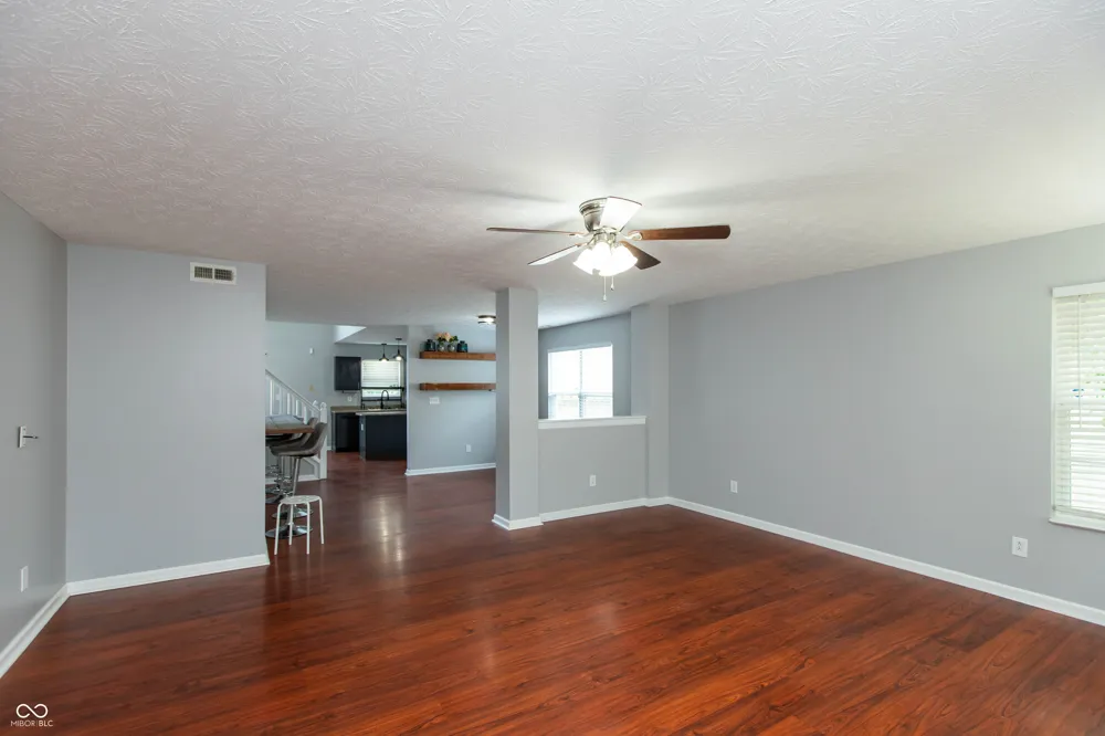 1324 Niagara Lane Franklin, IN 46131