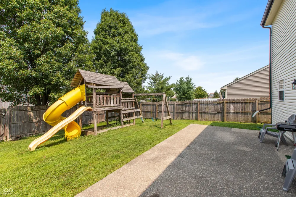 1324 Niagara Lane Franklin, IN 46131