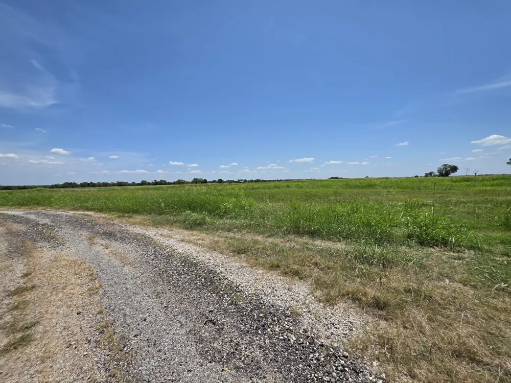 Meadow Circle Lone Oak, TX 75453