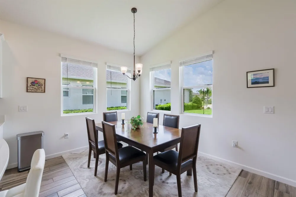 1480 MULLIGAN DRIVE Vero Beach, FL 32966