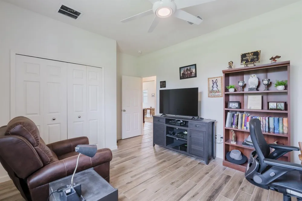 1480 MULLIGAN DRIVE Vero Beach, FL 32966