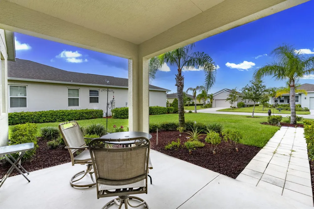 1480 MULLIGAN DRIVE Vero Beach, FL 32966