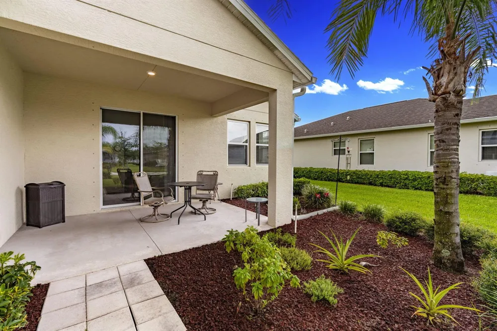 1480 MULLIGAN DRIVE Vero Beach, FL 32966