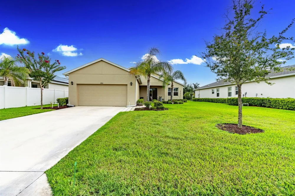 1480 MULLIGAN DRIVE Vero Beach, FL 32966