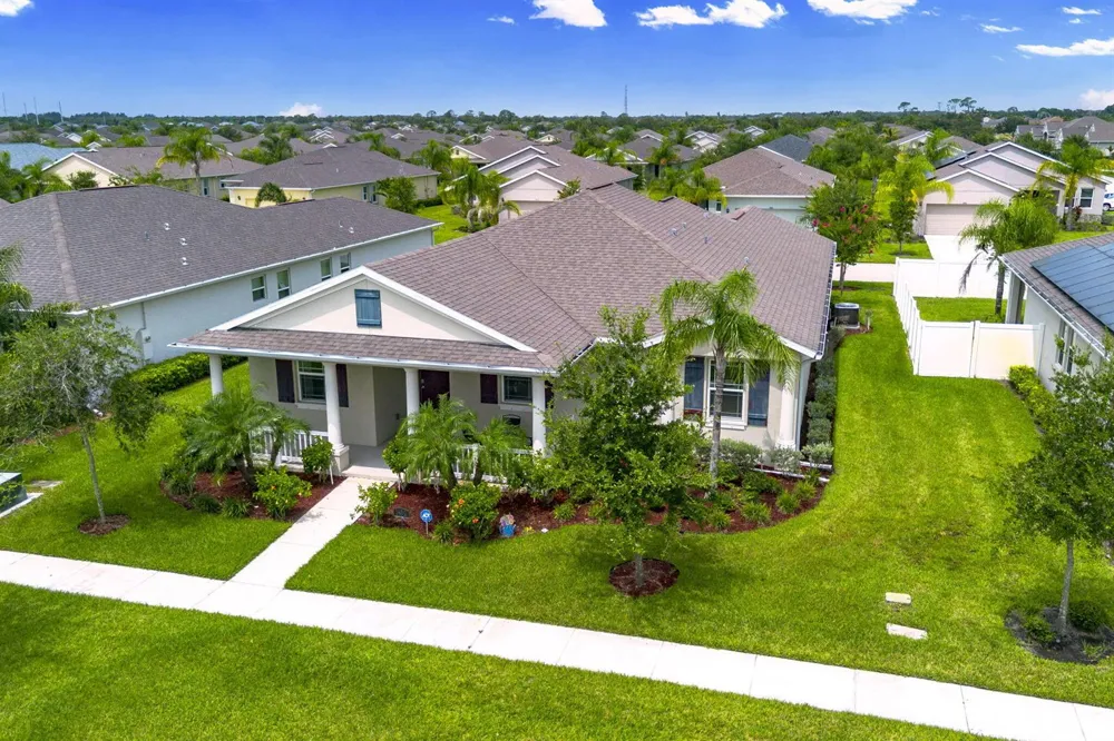 1480 MULLIGAN DRIVE Vero Beach, FL 32966