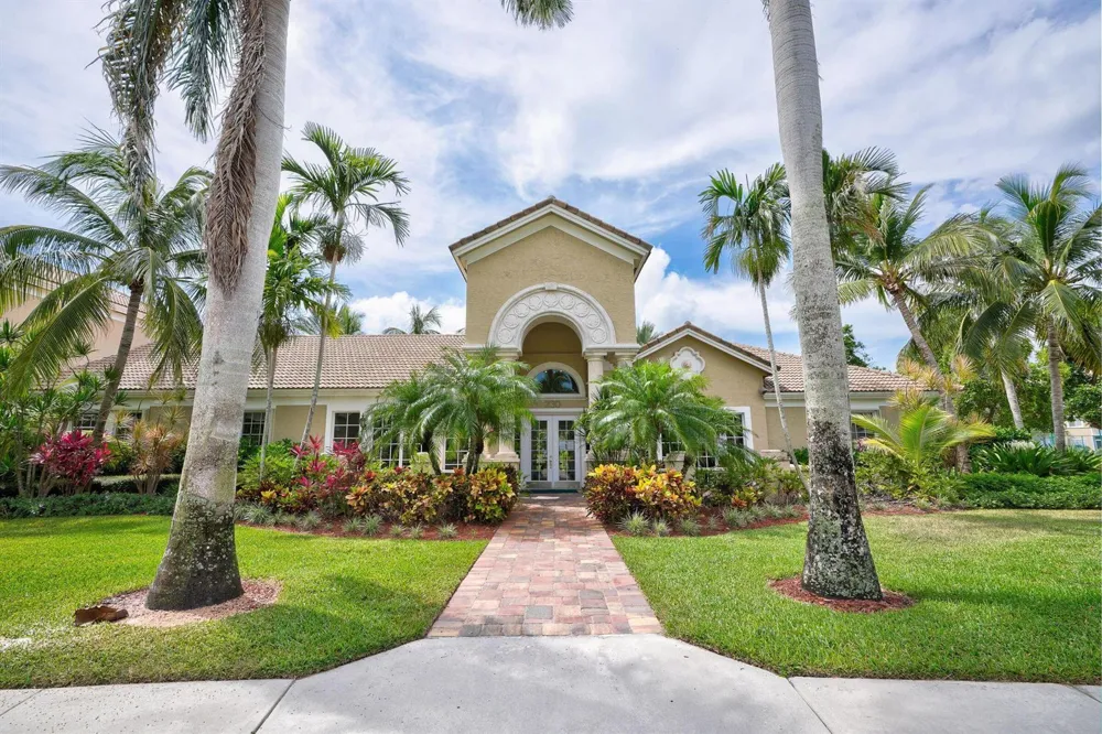 242 VILLAGE BOULEVARD #2205 Tequesta, FL 33469