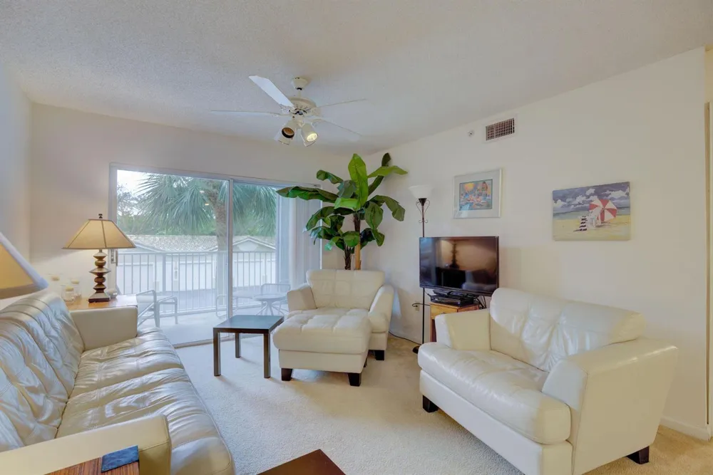 242 VILLAGE BOULEVARD #2205 Tequesta, FL 33469
