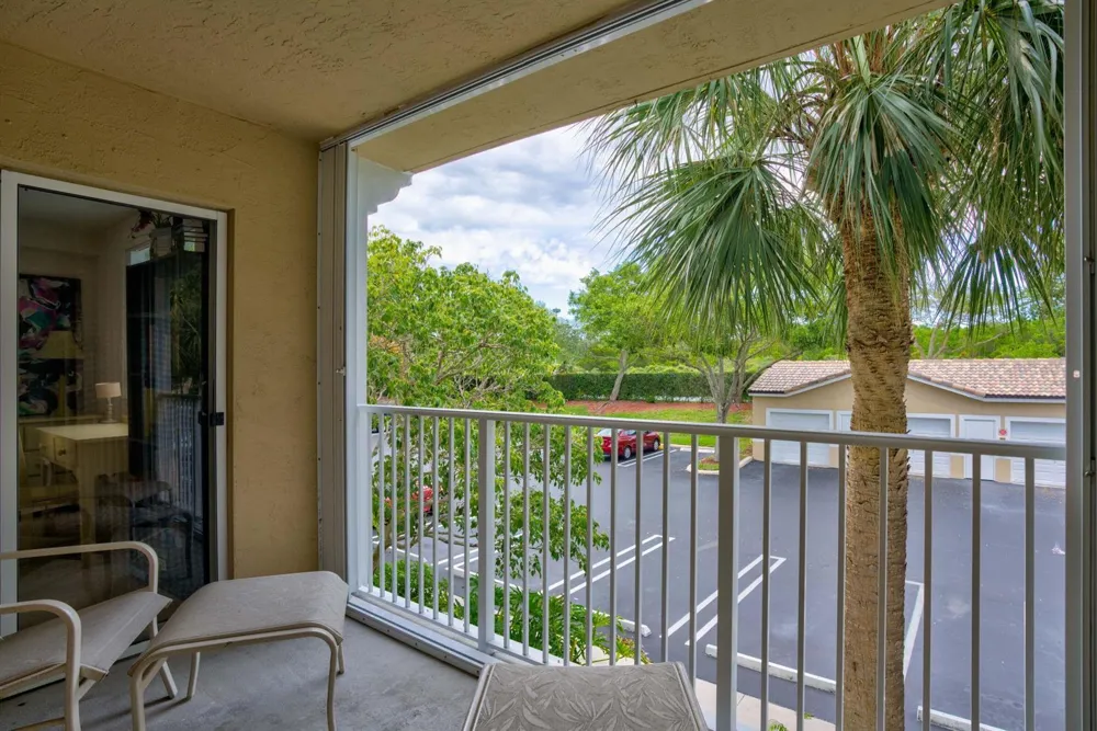 242 VILLAGE BOULEVARD #2205 Tequesta, FL 33469