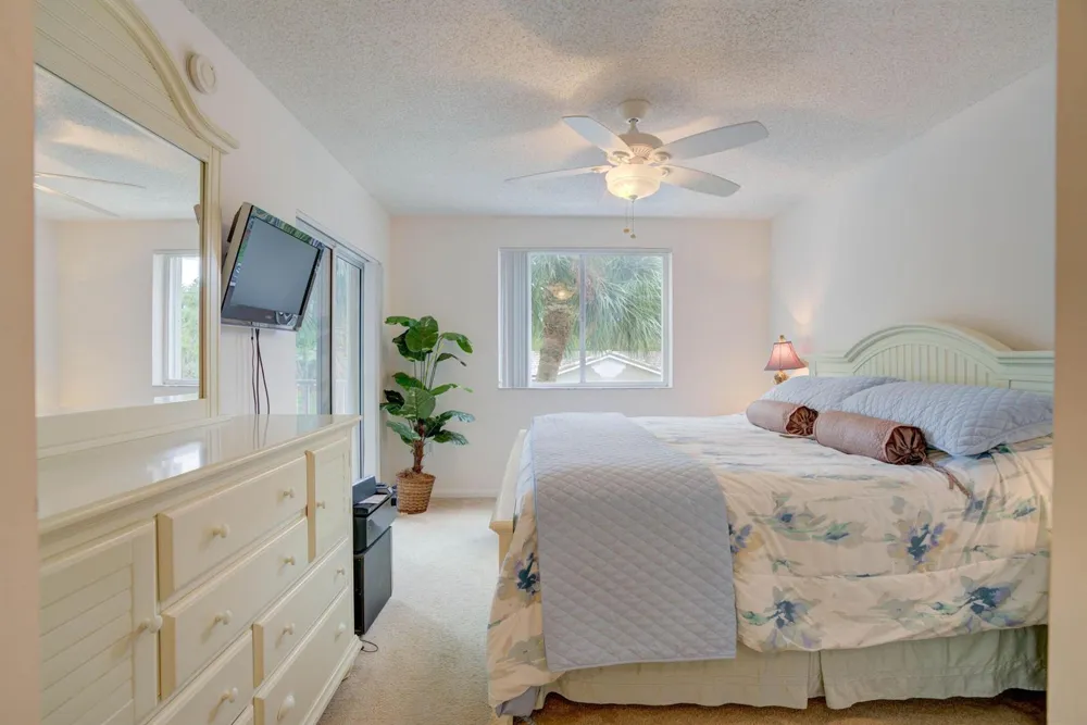 242 VILLAGE BOULEVARD #2205 Tequesta, FL 33469
