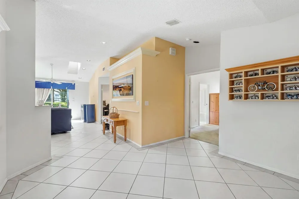 19 MISTY MEADOW DRIVE Boynton Beach, FL 33436