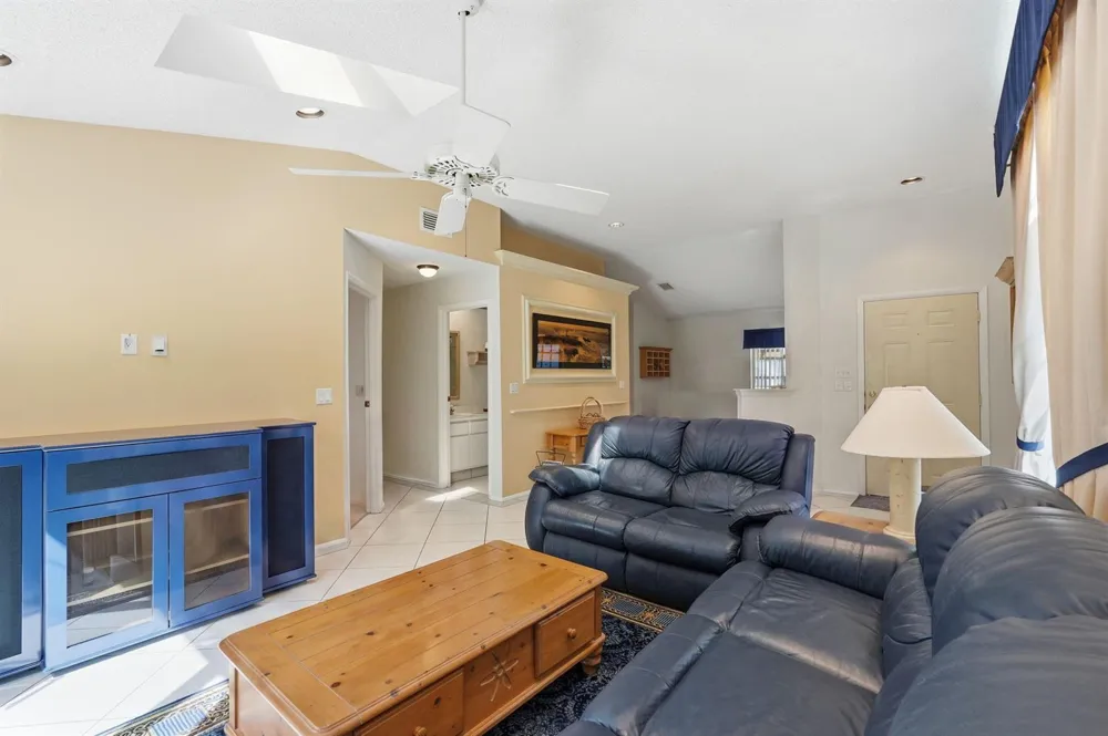 19 MISTY MEADOW DRIVE Boynton Beach, FL 33436