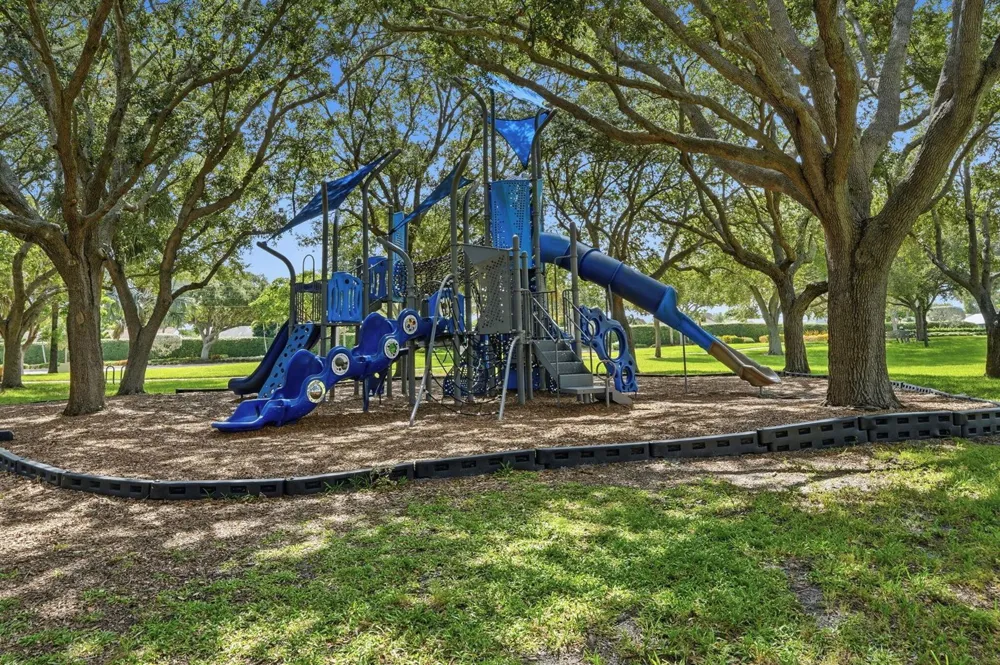 19 MISTY MEADOW DRIVE Boynton Beach, FL 33436