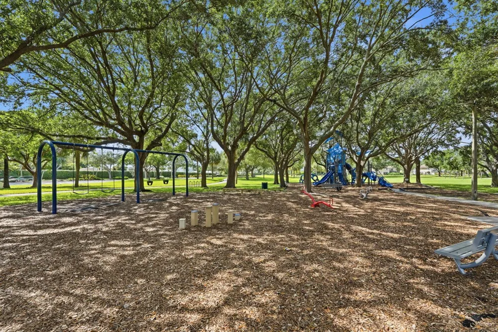 19 MISTY MEADOW DRIVE Boynton Beach, FL 33436