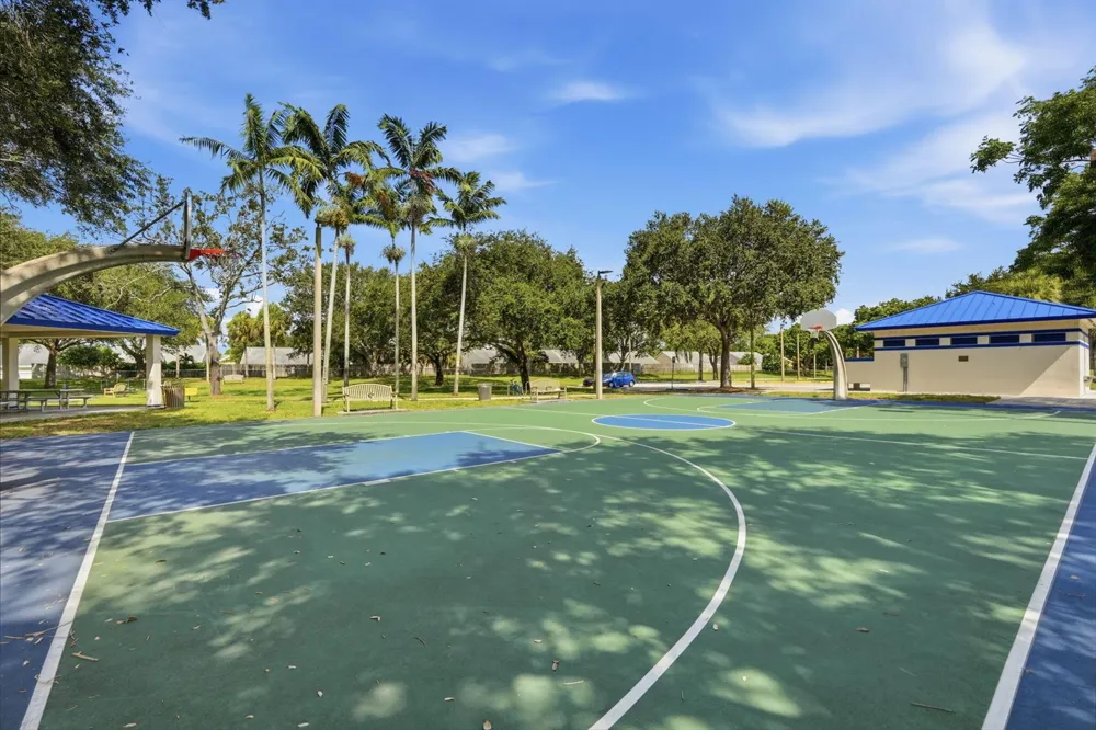 19 MISTY MEADOW DRIVE Boynton Beach, FL 33436