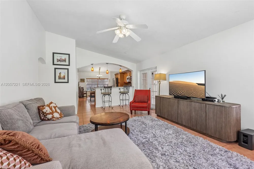 13100 NW 11th Dr Sunrise, FL 33323