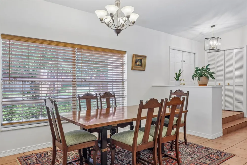 13100 NW 11th Dr Sunrise, FL 33323