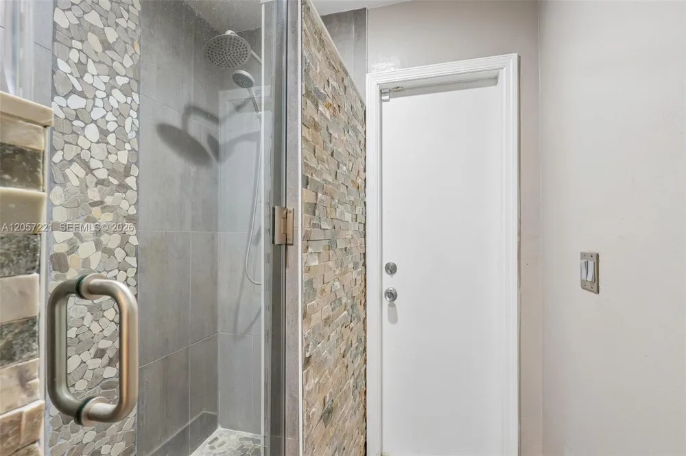 13100 NW 11th Dr Sunrise, FL 33323