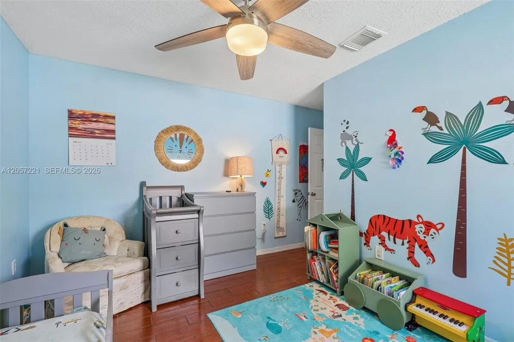 13100 NW 11th Dr Sunrise, FL 33323