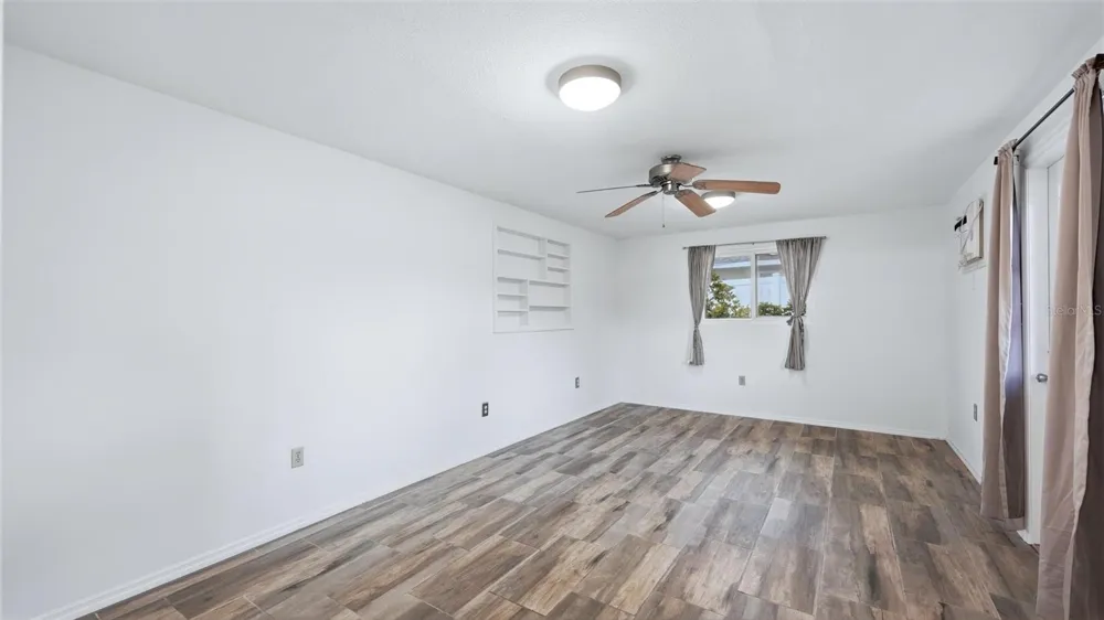 1329 NANTUCKET ROAD Venice, FL 34293