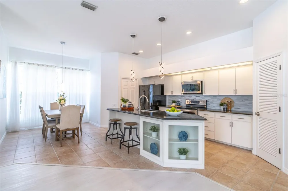3000 HATTERAS POINT Oviedo, FL 32765