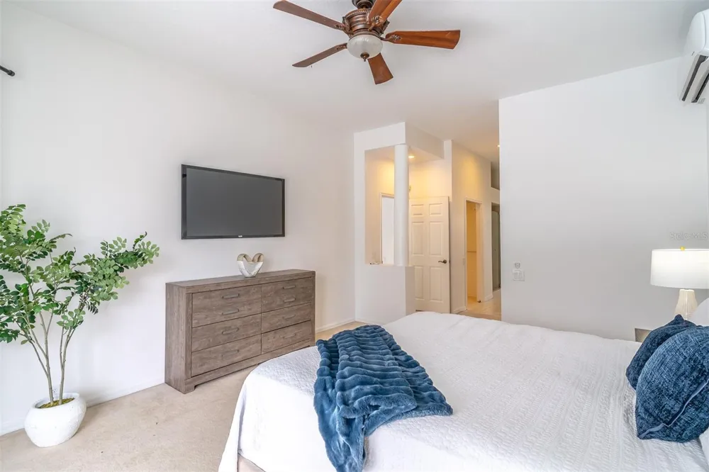 3000 HATTERAS POINT Oviedo, FL 32765