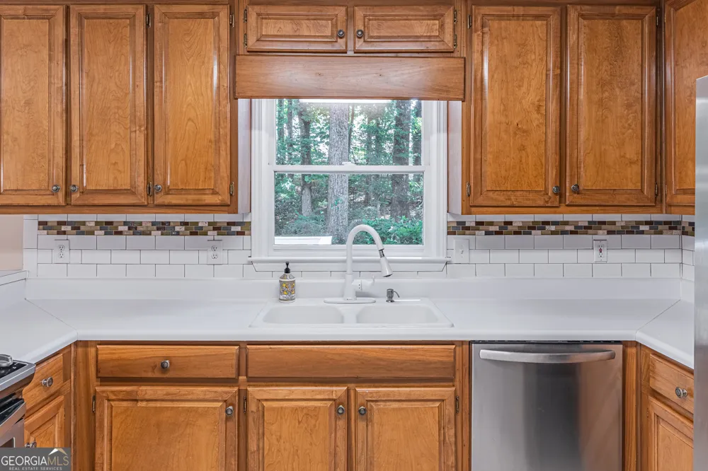 5747 Starboard CT Buford, GA 30518