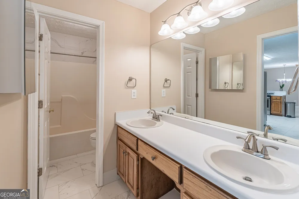 5747 Starboard CT Buford, GA 30518