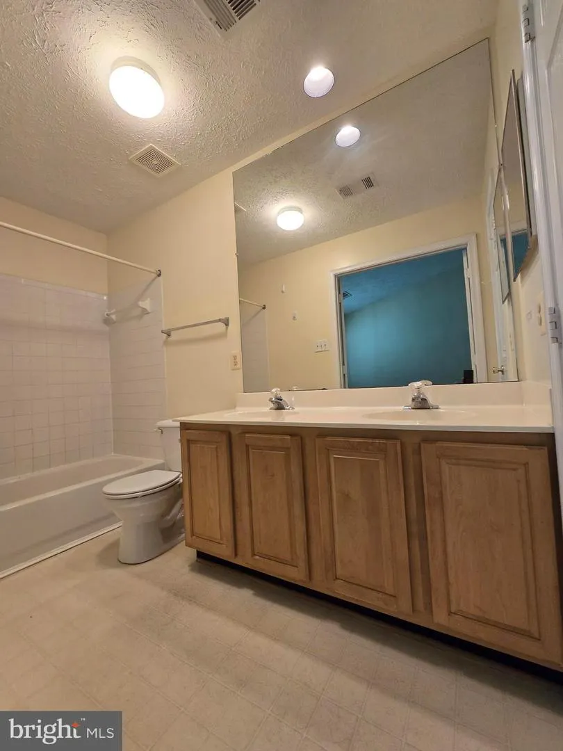 12339 SWEETBRIAR PLACE Waldorf, MD 20602