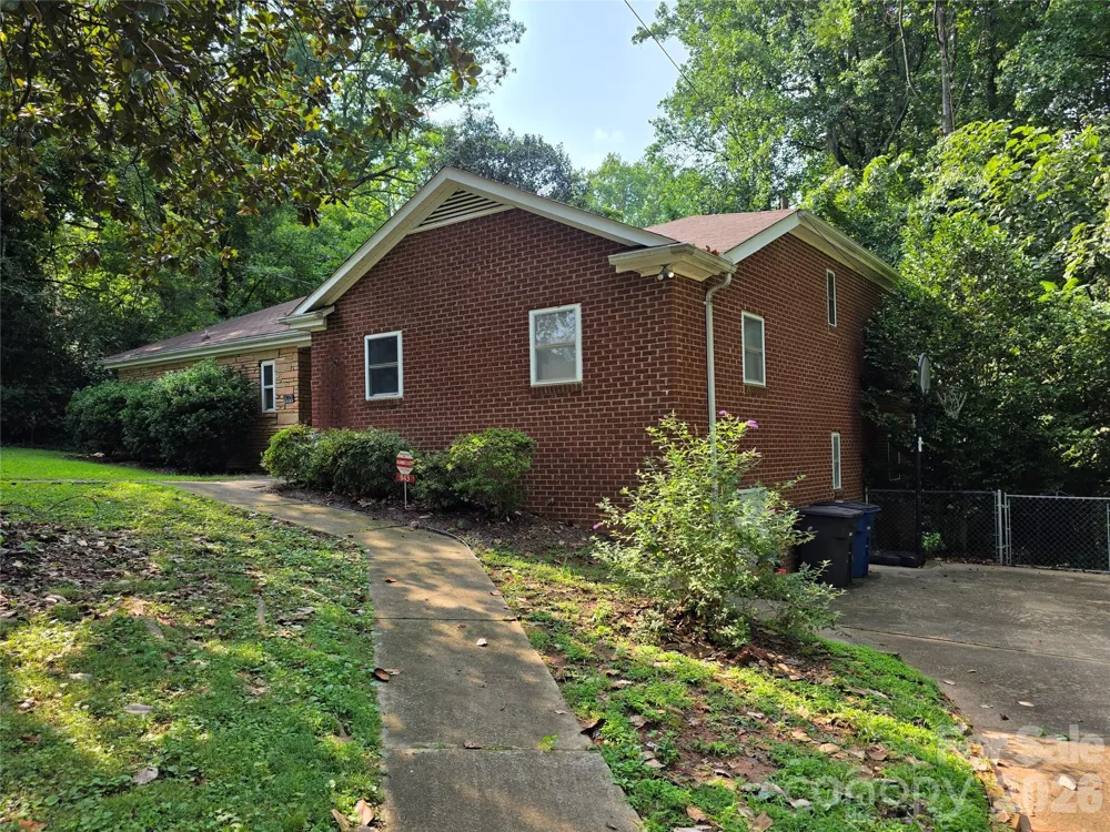 843 Stockton Street Statesville, NC 28677