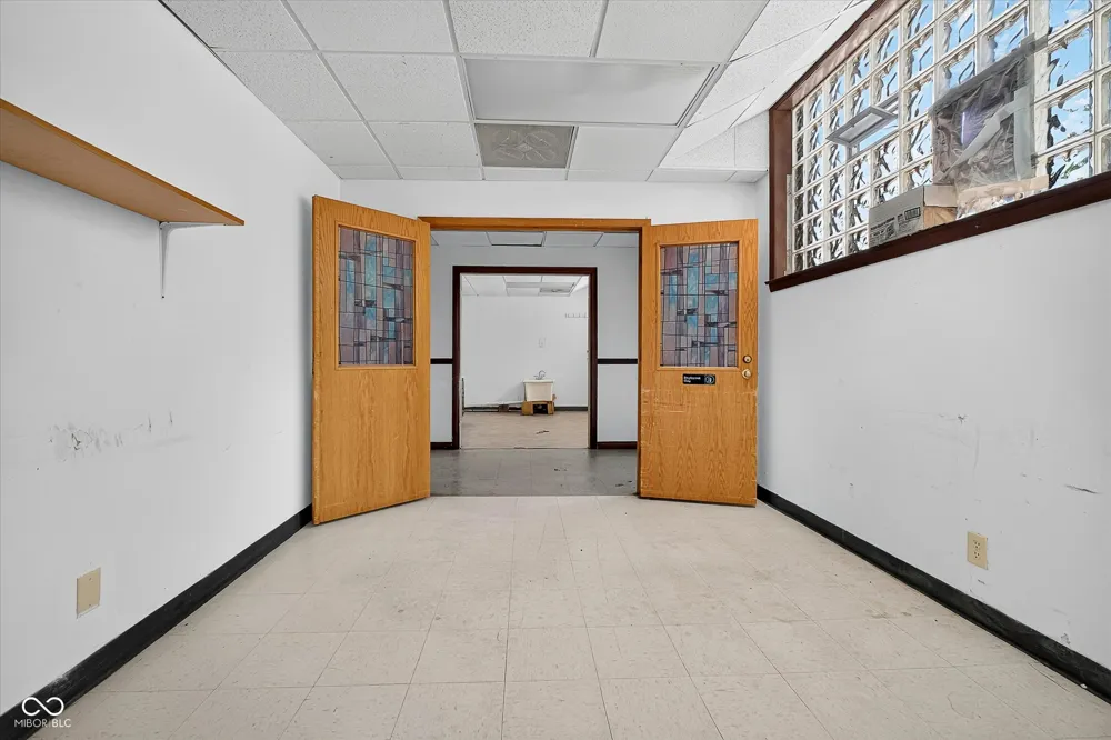 3913 Keystone Avenue Indianapolis, IN 46205