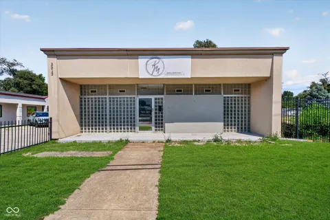 3913 Keystone Avenue