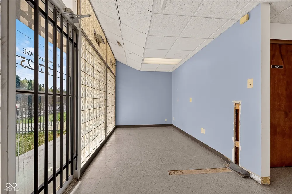 3913 Keystone Avenue Indianapolis, IN 46205
