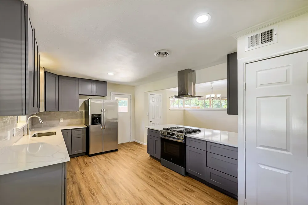 7053 Brooks Avenue Richland Hills, TX 76118