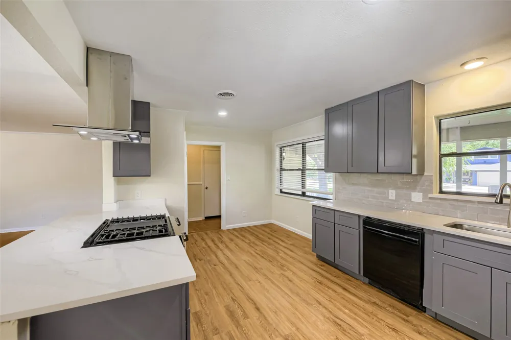 7053 Brooks Avenue Richland Hills, TX 76118