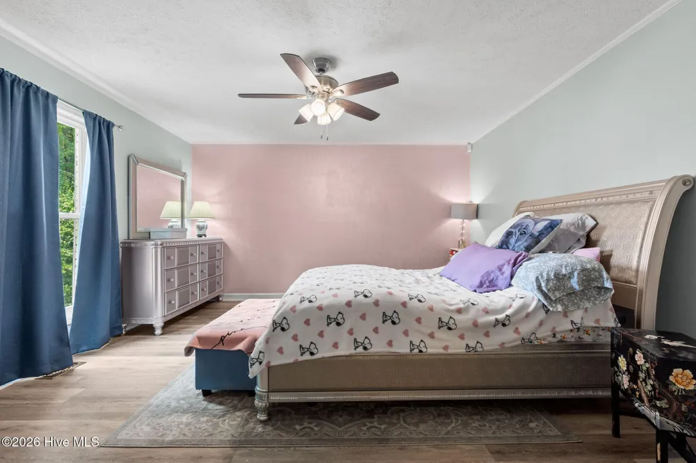 423 S Edgewood Circle Whiteville, NC 28472