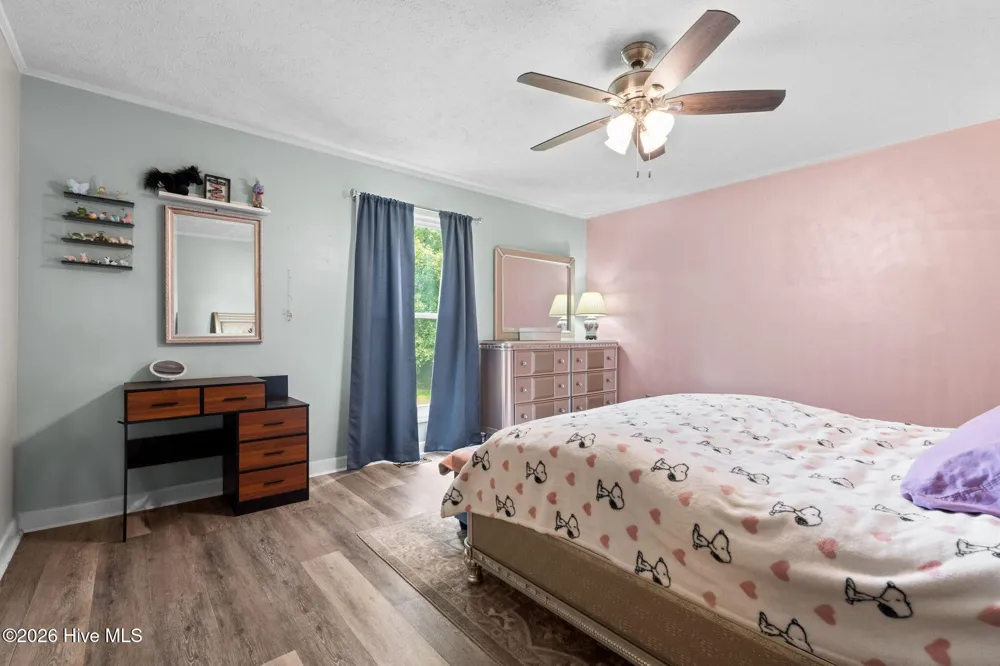 423 S Edgewood Circle Whiteville, NC 28472