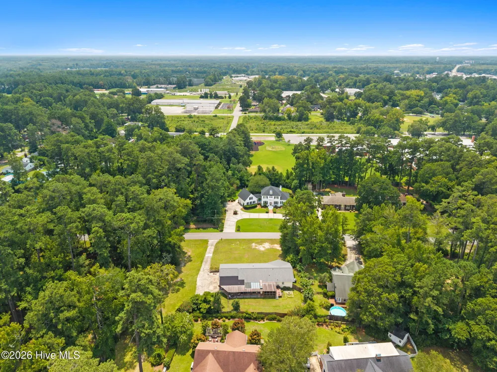 423 S Edgewood Circle Whiteville, NC 28472