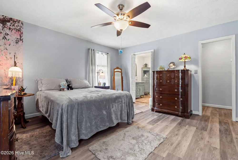 423 S Edgewood Circle Whiteville, NC 28472