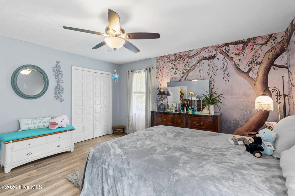 423 S Edgewood Circle Whiteville, NC 28472