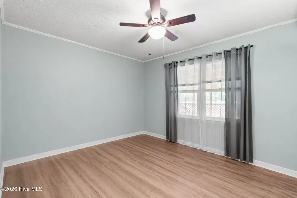 423 S Edgewood Circle Whiteville, NC 28472