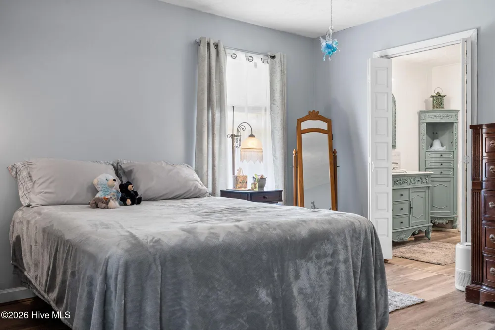 423 S Edgewood Circle Whiteville, NC 28472