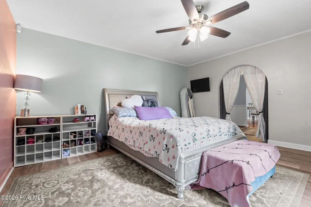 423 S Edgewood Circle Whiteville, NC 28472