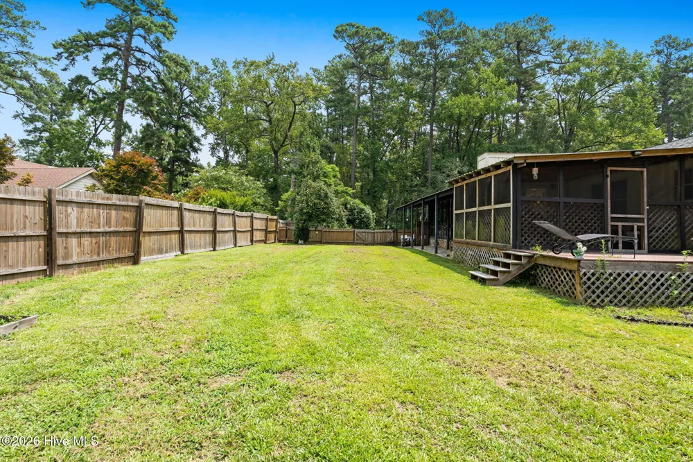 423 S Edgewood Circle Whiteville, NC 28472