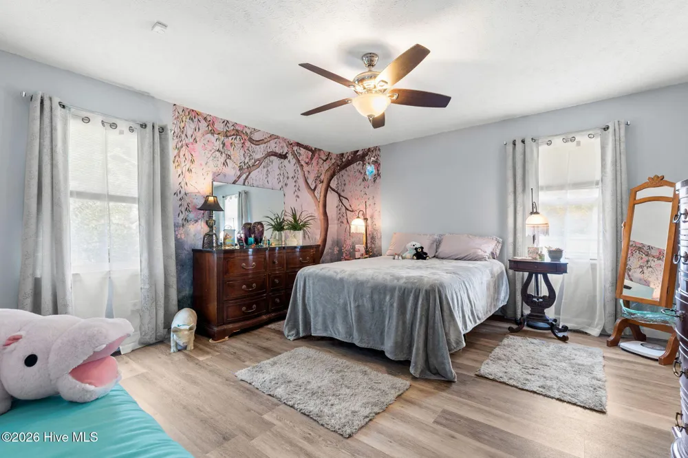 423 S Edgewood Circle Whiteville, NC 28472