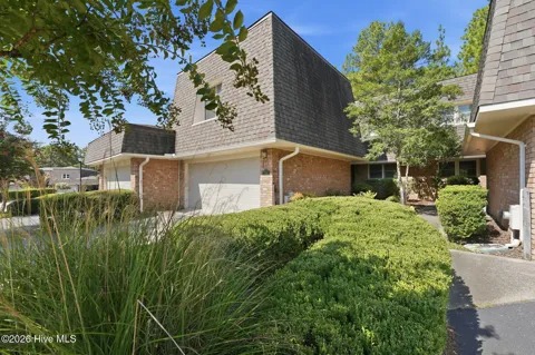 114 Wimbledon Drive