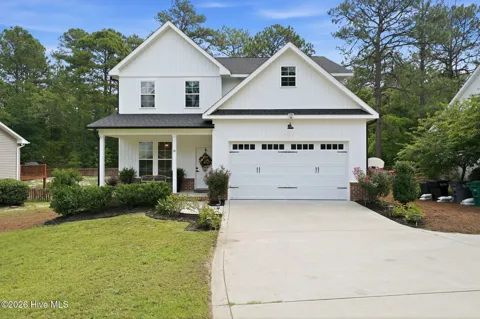 8 Asheville Way