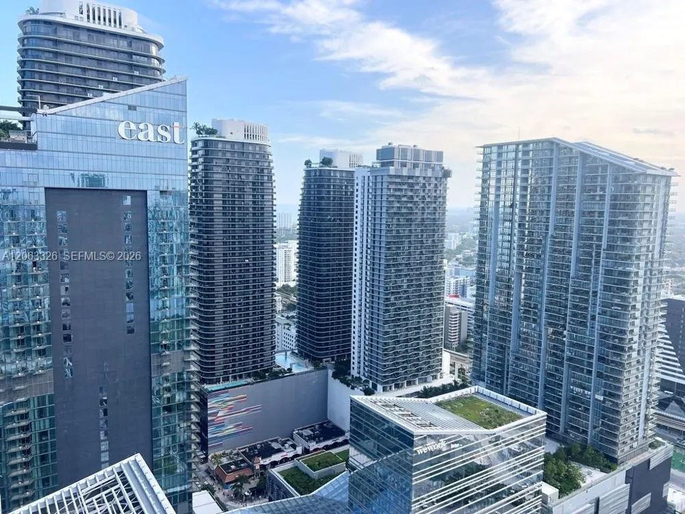 68 SE 6th St #3810 Miami, FL 33131