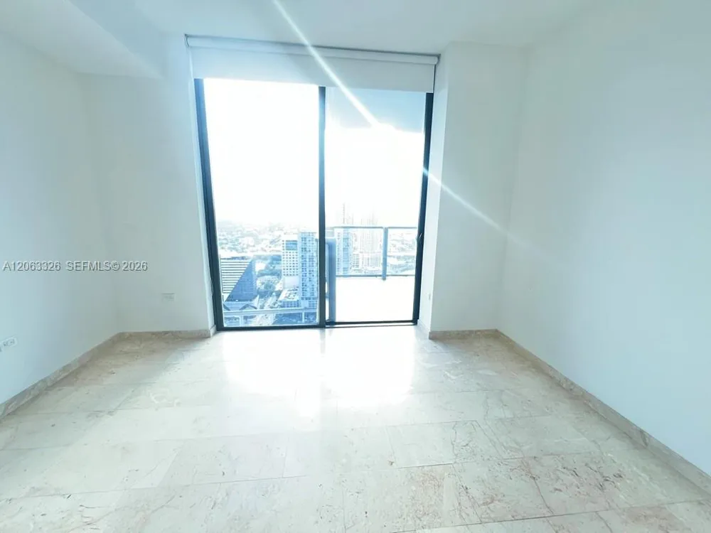 68 SE 6th St #3810 Miami, FL 33131