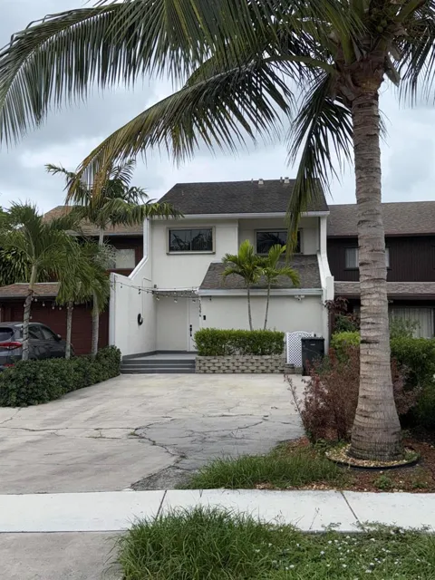12394 Westhampton Circle