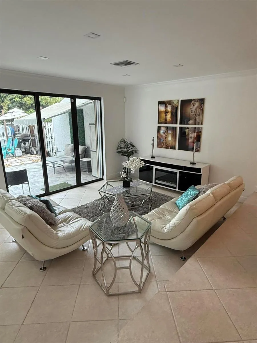 12394 Westhampton Circle Wellington, FL 33414
